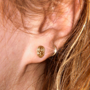 14k puffy venus stud